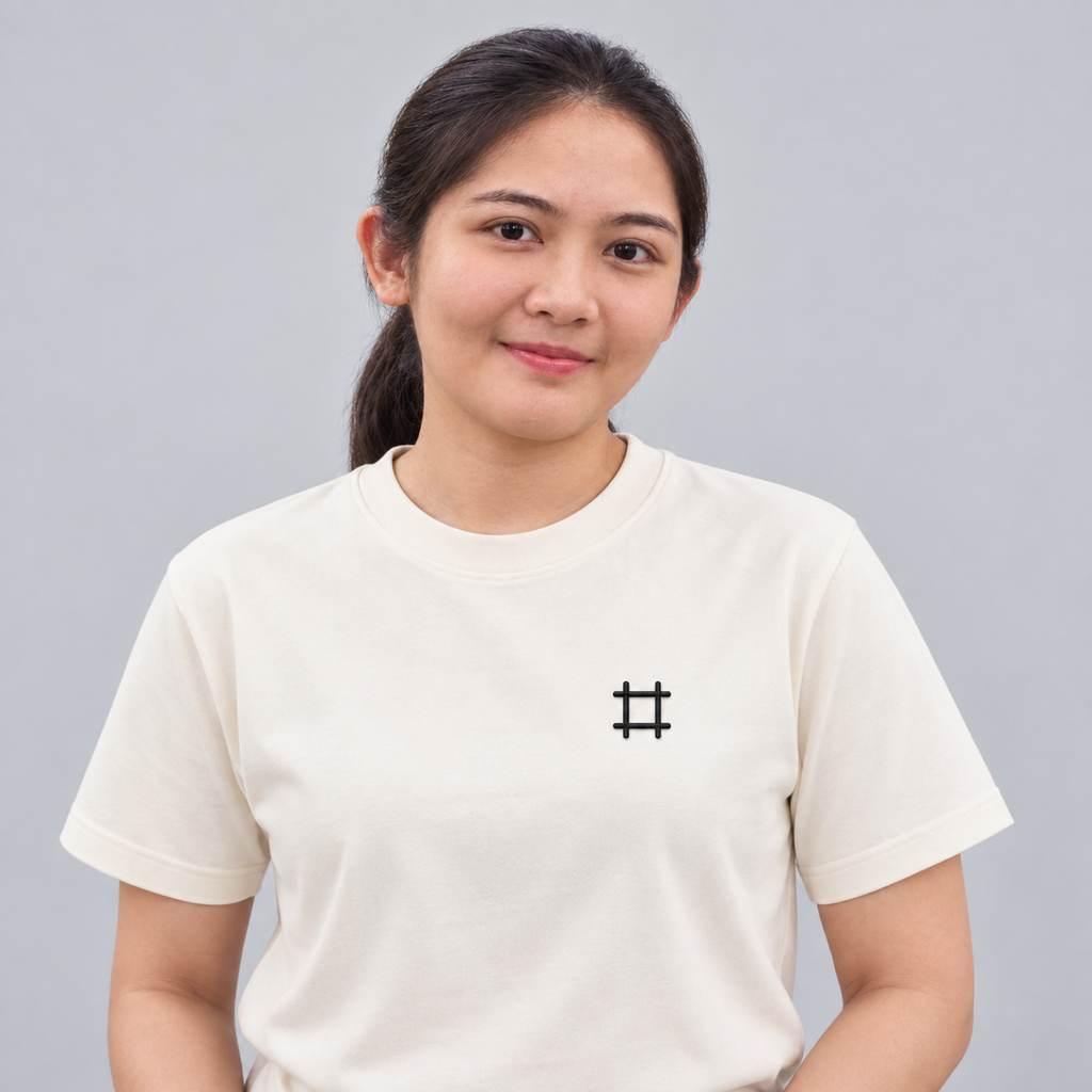 Artist Canvas Tee in cream