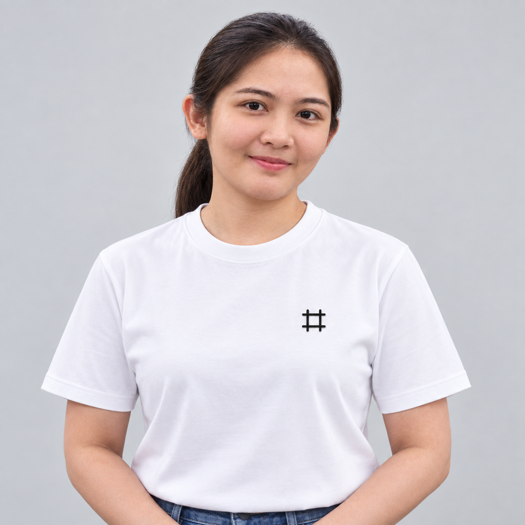 Artist Canvas Tee in white